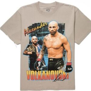 Tilly’s UFC Shirt